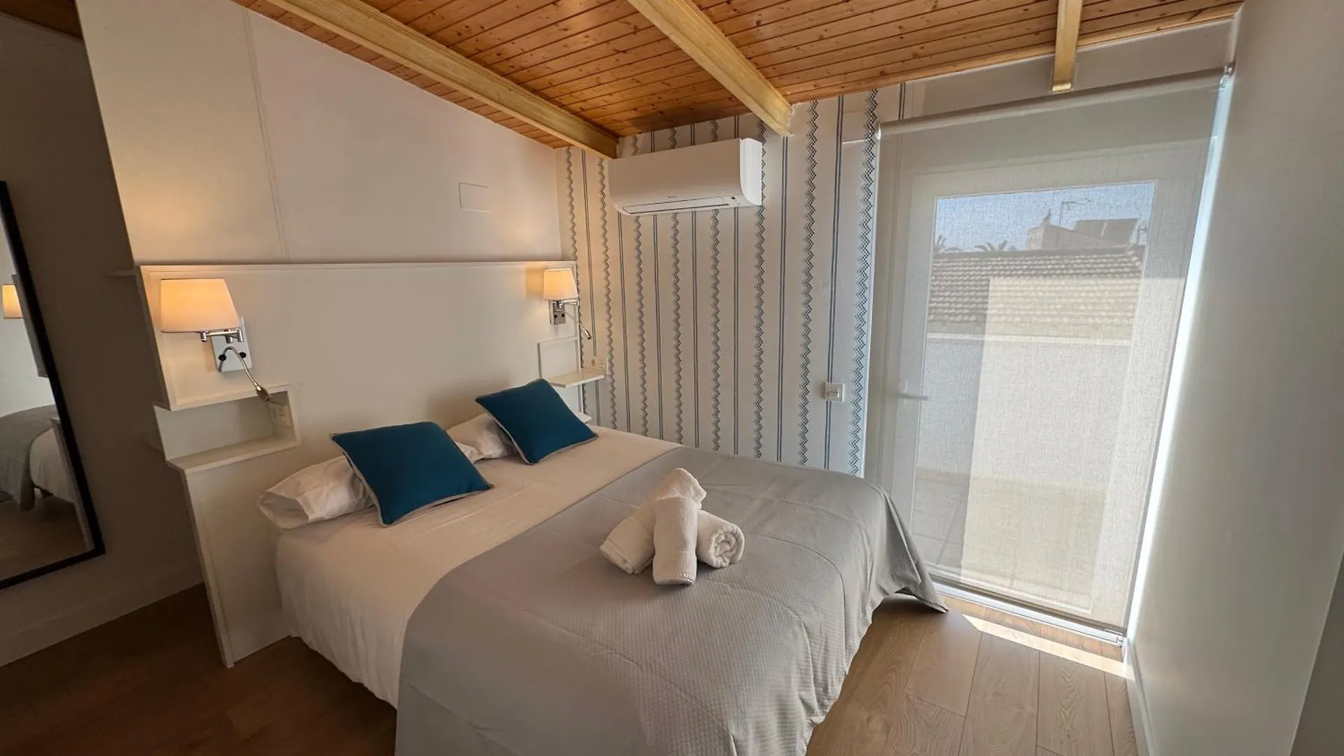 Beach Pedregalejo Malaga Apartment